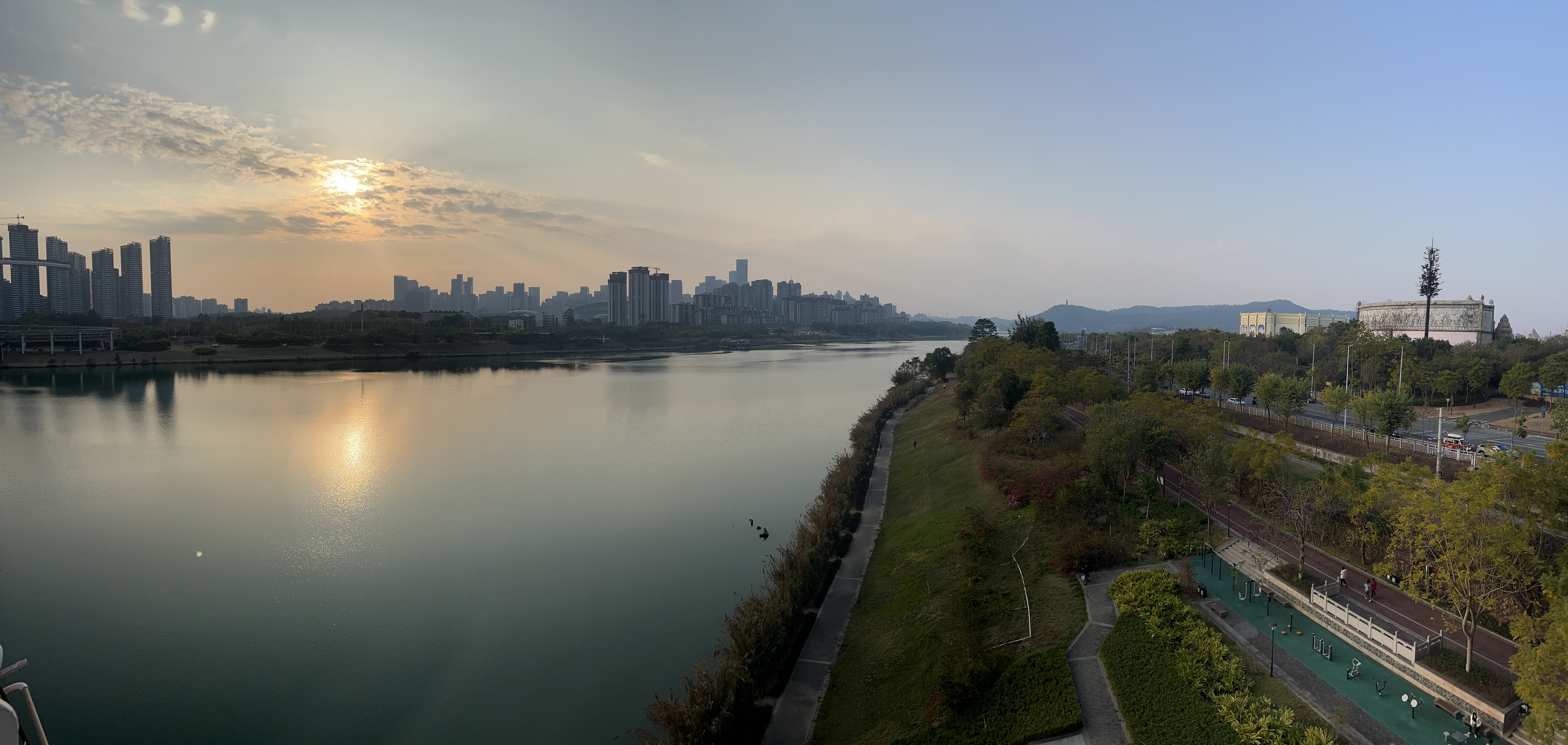 23_river_pano.JPG